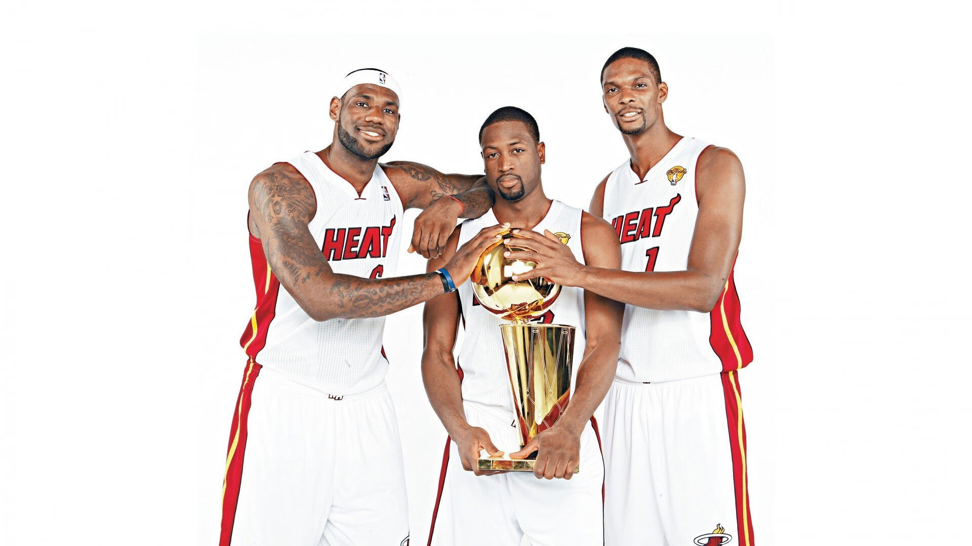 中立代表队B混合接力决赛冲刺抢眼