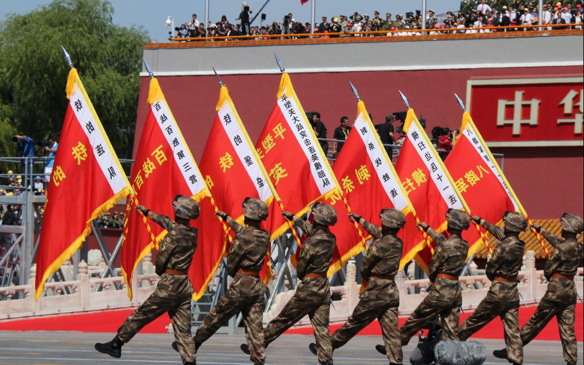 九游下载官网-“球员异彩纷呈：场内外的趣味生活”，球场趣事